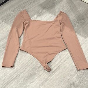 Babaton Bodysuit in Soft Pink